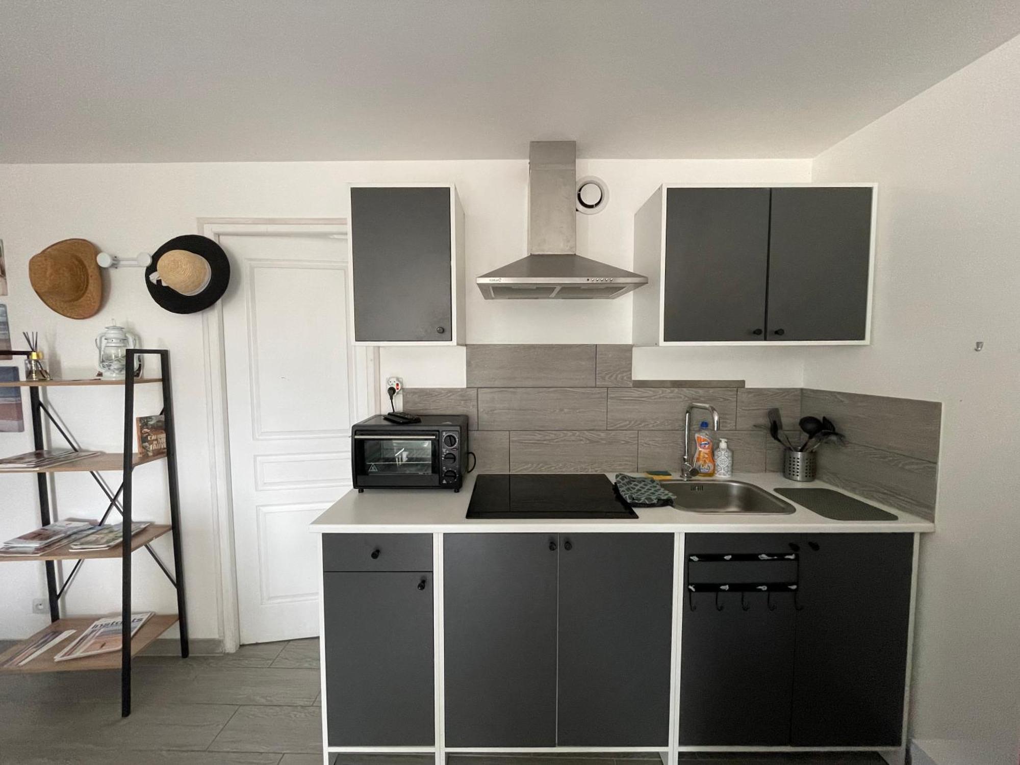Spacious Omaha Duplex: 4-bedroom Retreat With Terrace Vierville-sur-Mer