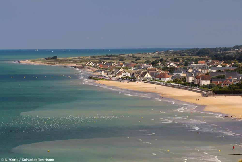 Spacious Omaha Duplex: 4-bedroom Retreat With Terrace Apartment Vierville-sur-Mer